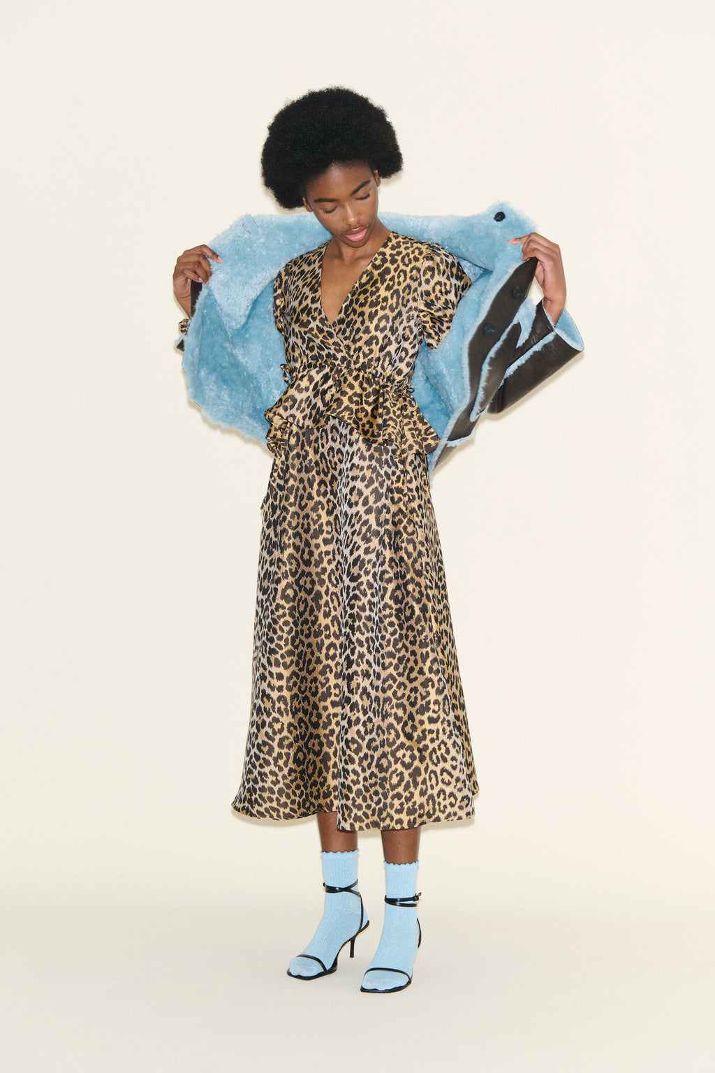 JOHANNA Chocolate and Powder Blue