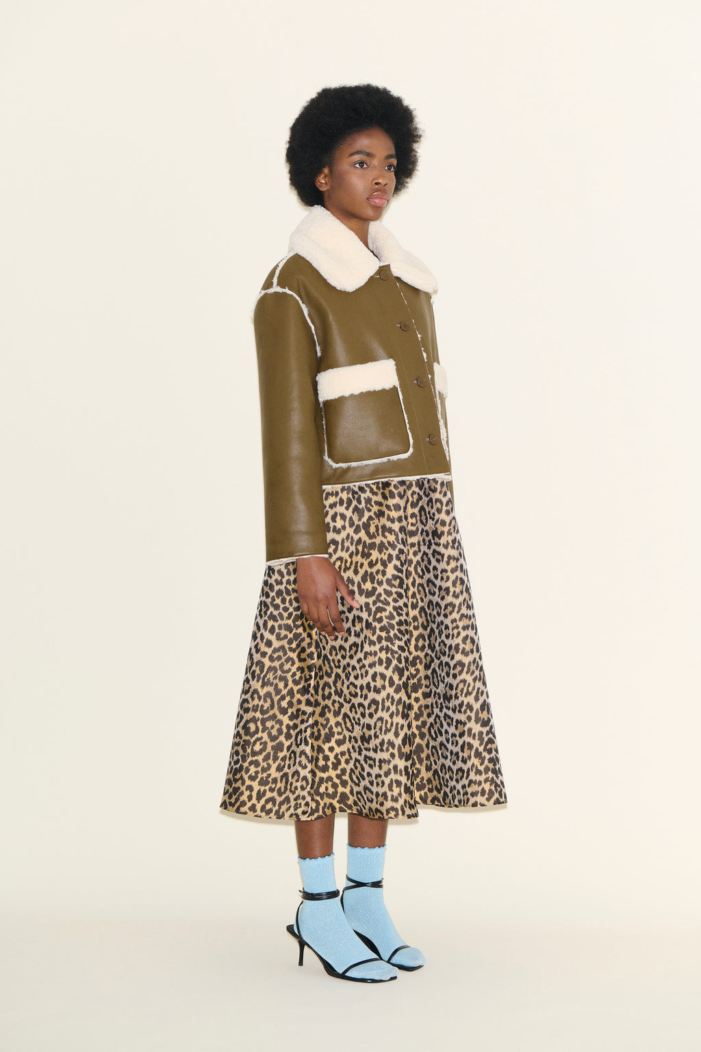 JOHANNA Olive and Cream